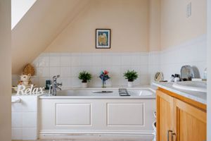 Photo 29- click for photo gallery